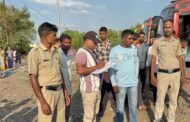 ट्रॅव्हल्सचे चाक डोक्यावरून गेल्याने इसमाचा जागीच मृत्यू ;इटावा ट्रॅव्हल्स पॉईंट जवळील घटना…
